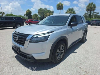 2024 Nissan Pathfinder S