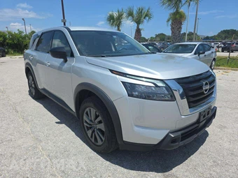 2024 Nissan Pathfinder S – miniatura 4