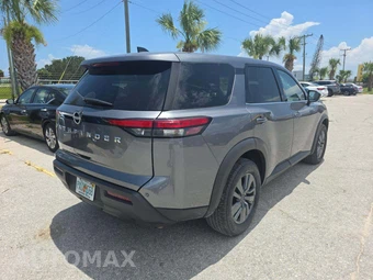 2024 Nissan Pathfinder S – miniatura 3