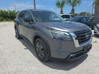2024 Nissan Pathfinder S – miniatura 4