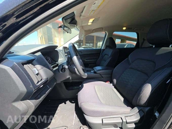 2024 Nissan Pathfinder S – miniatura 3