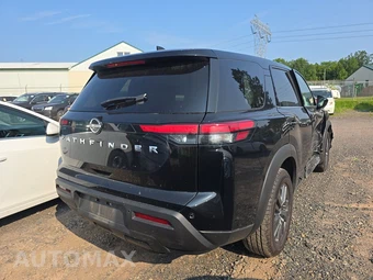 2024 Nissan Pathfinder S - miniatura 4