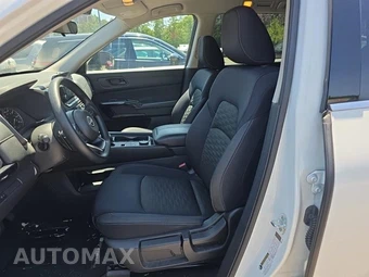 2024 Nissan Pathfinder S – miniatura 11