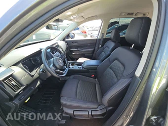 2024 Nissan Pathfinder S - miniatura 13