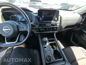 2024 Nissan Pathfinder S - miniatura 17
