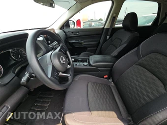 2024 Nissan Pathfinder S – miniatura 13