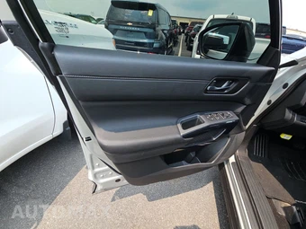 2024 Nissan Pathfinder S – miniatura 15