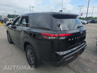 2024 Nissan Pathfinder S - miniatura 2