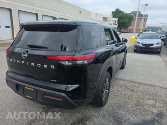 2024 Nissan Pathfinder S - miniatura 3
