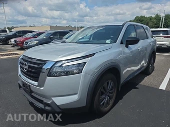 2024 Nissan Pathfinder S