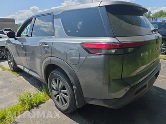 2024 Nissan Pathfinder S – miniatura 7