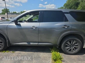 2024 Nissan Pathfinder S – miniatura 8