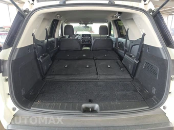 2024 Nissan Pathfinder S – miniatura 11
