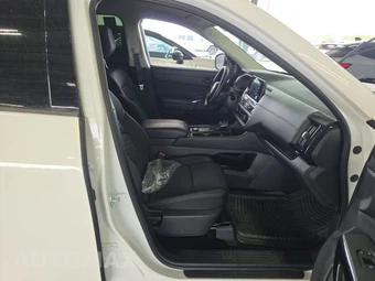 2024 Nissan Pathfinder S – miniatura 20