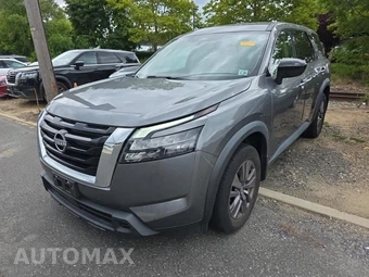 2024 Nissan Pathfinder S