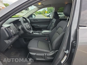 2024 Nissan Pathfinder S - miniatura 11