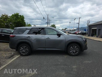 2024 Nissan Pathfinder S - miniatura 4