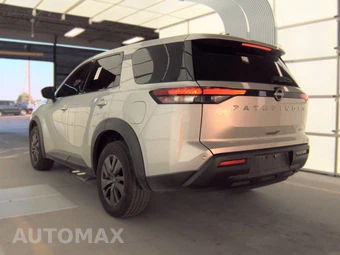 2024 Nissan Pathfinder S – miniatura 2