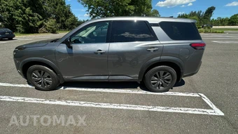 2024 Nissan Pathfinder S - miniatura 14