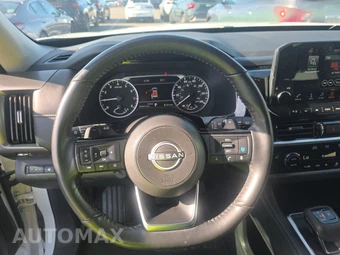2024 Nissan Pathfinder SL - miniatura 10