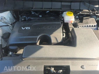 2024 Nissan Pathfinder SL - miniatura 15