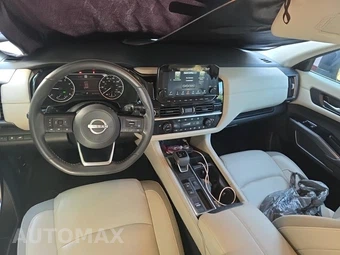 2024 Nissan Pathfinder SL – miniatura 12