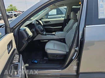 2024 Nissan Pathfinder SL - miniatura 6