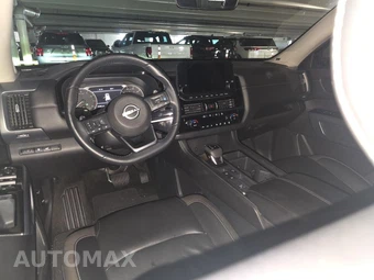 2024 Nissan Pathfinder SL - miniatura 12