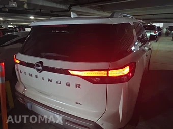 2024 Nissan Pathfinder SL - miniatura 5