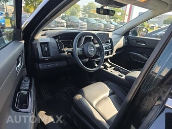2024 Nissan Pathfinder SL - miniatura 11