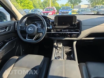 2024 Nissan Pathfinder SL - miniatura 12