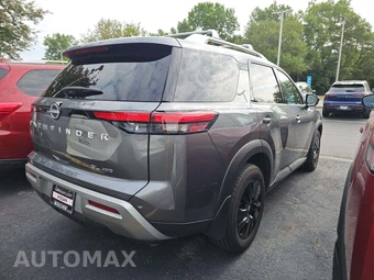 2024 Nissan Pathfinder SL – miniatura 3