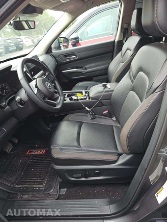 2024 Nissan Pathfinder SL – miniatura 6