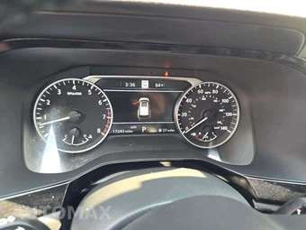 2024 Nissan Pathfinder SL – miniatura 9