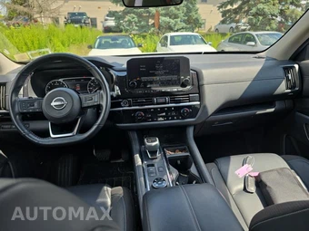 2024 Nissan Pathfinder SL - miniatura 12