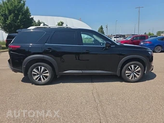 2024 Nissan Pathfinder SL - miniatura 4