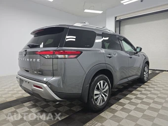 2024 Nissan Pathfinder SL – miniatura 4