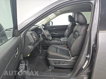 2024 Nissan Pathfinder SL – miniatura 7