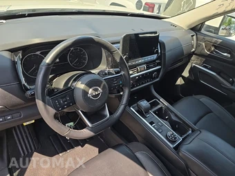 2024 Nissan Pathfinder SL – miniatura 11