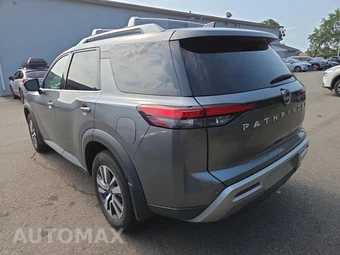 2024 Nissan Pathfinder SL - miniatura 7
