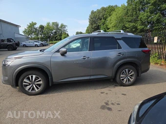 2024 Nissan Pathfinder SL - miniatura 8