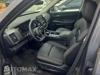 2024 Nissan Pathfinder SL - miniatura 11