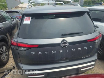 2024 Nissan Pathfinder SL - miniatura 6