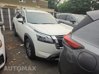 2024 Nissan Pathfinder SL – miniatura 3