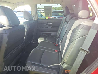 2024 Nissan Pathfinder SL – miniatura 10