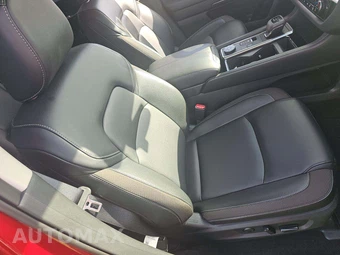 2024 Nissan Pathfinder SL – miniatura 16