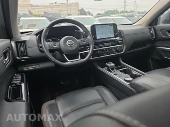 2024 Nissan Pathfinder SL – miniatura 12