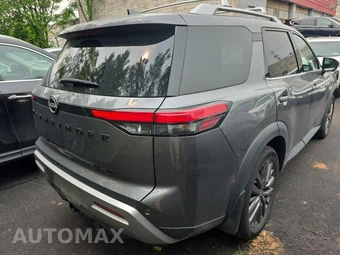 2024 Nissan Pathfinder SL – miniatura 5