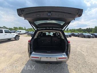 2024 Nissan Pathfinder SL – miniatura 12