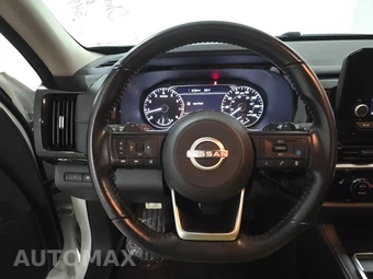 2024 Nissan Pathfinder SV – miniatura 10
